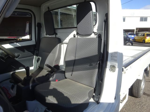 SUZUKI CARRY truck 4WD 2016