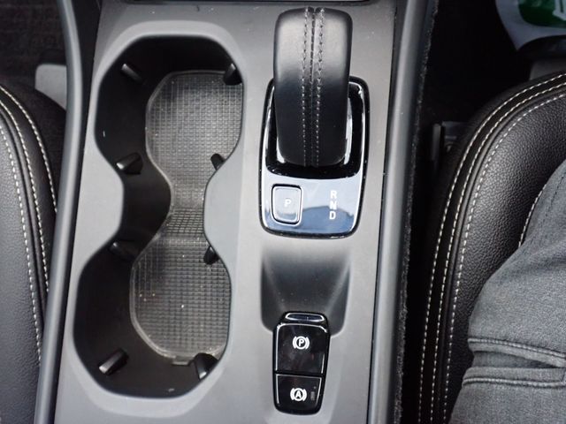 VOLVO VOLVO XC40 2018