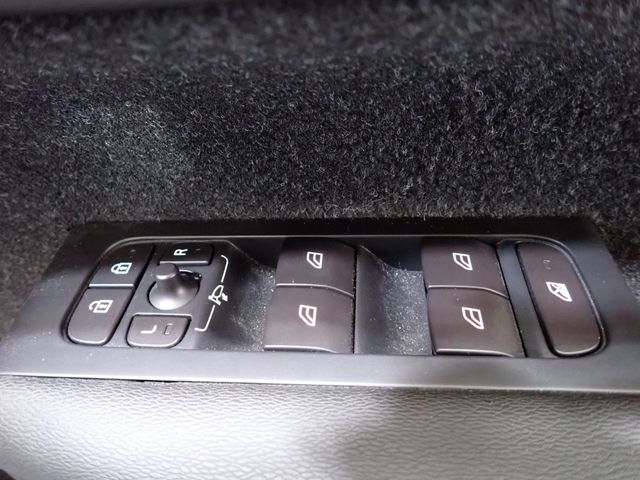 VOLVO VOLVO XC40 2018