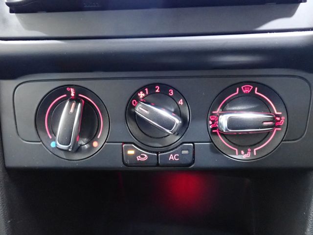 VOLKSWAGEN VOLKSWAGEN POLO 2011