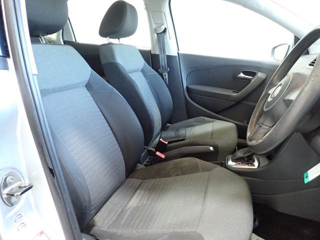 VOLKSWAGEN VOLKSWAGEN POLO 2011