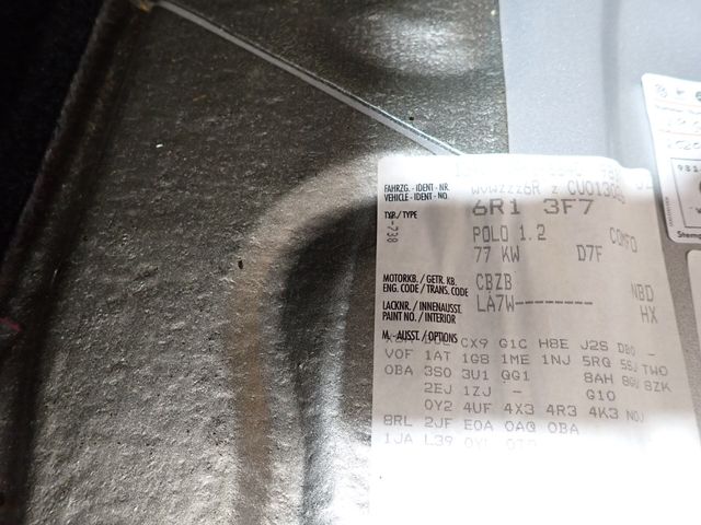 VOLKSWAGEN VOLKSWAGEN POLO 2011