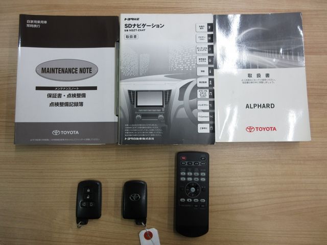 TOYOTA ALPHARD 2016