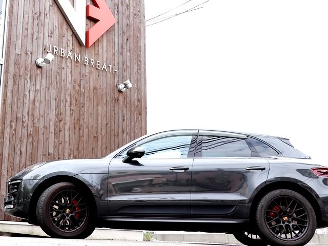 PORSCHE PORSCHE Macan 2016