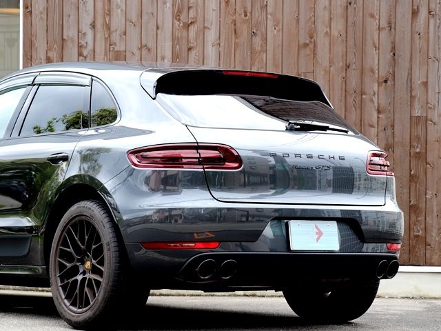 PORSCHE PORSCHE Macan 2016