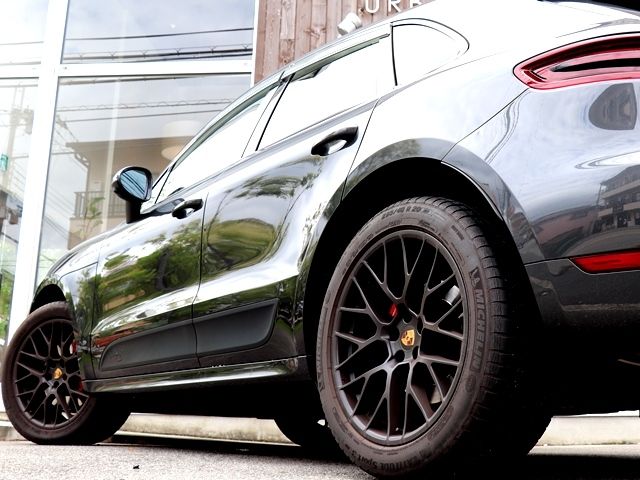PORSCHE PORSCHE Macan 2016
