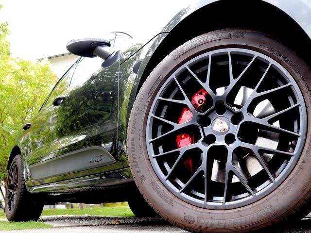 PORSCHE PORSCHE Macan 2016