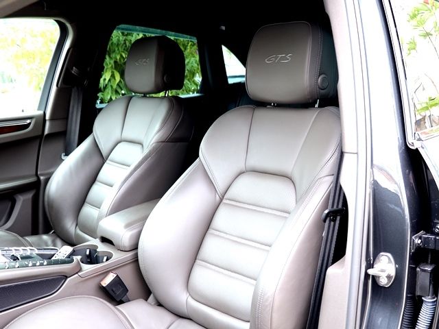 PORSCHE PORSCHE Macan 2016