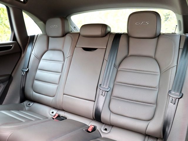 PORSCHE PORSCHE Macan 2016