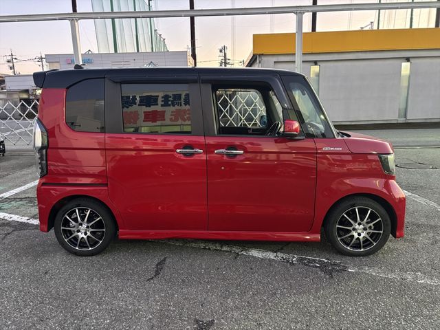 HONDA N BOX CUSTOM 2017