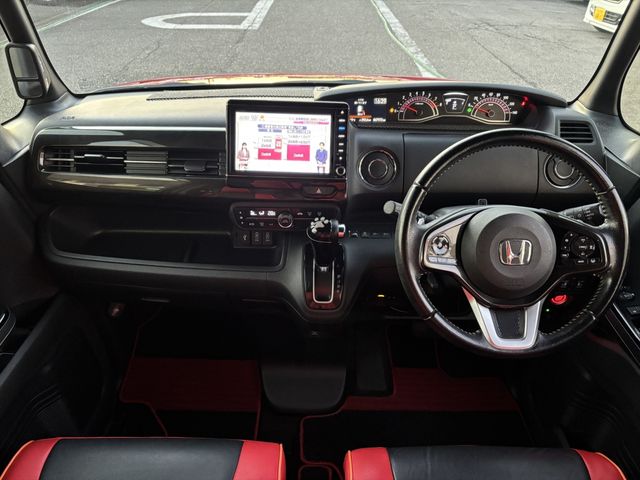 HONDA N BOX CUSTOM 2017