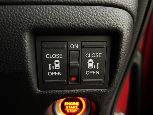 HONDA N BOX CUSTOM 2017