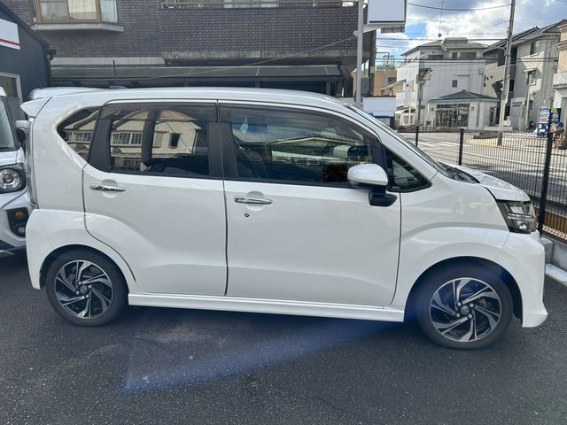 DAIHATSU MOVE CUSTOM 2017