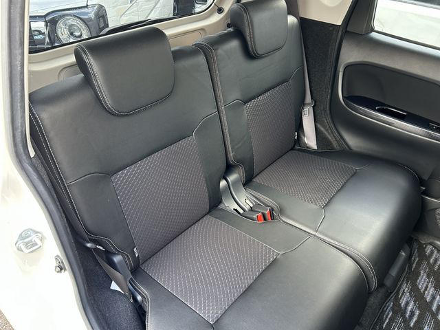 DAIHATSU MOVE CUSTOM 2017