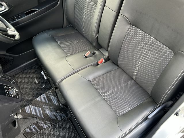 DAIHATSU MOVE CUSTOM 2017