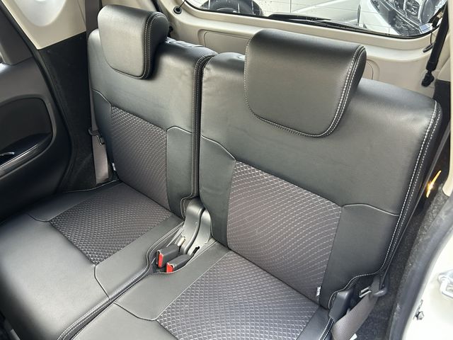 DAIHATSU MOVE CUSTOM 2017