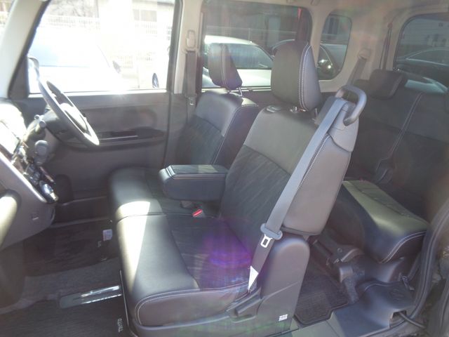 DAIHATSU TANTO CUSTOM 2019