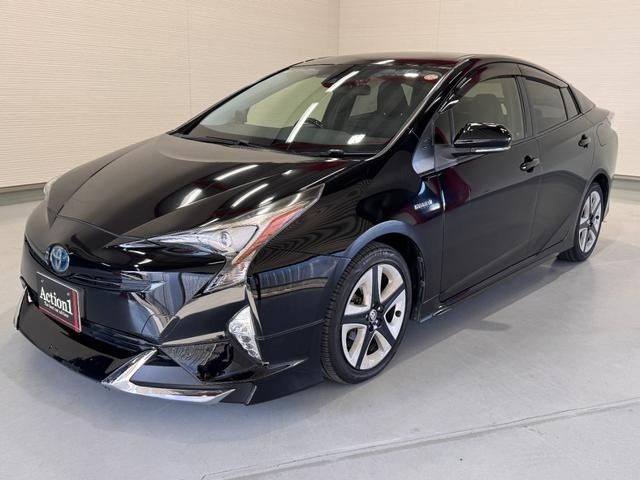 TOYOTA PRIUS 2016