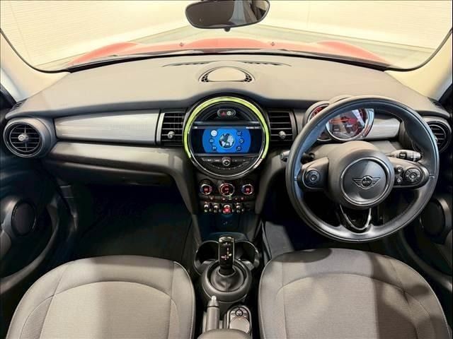 BMW MINI COOPER 5DOOR 2019