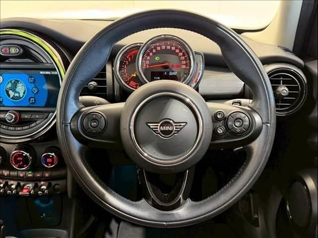 BMW MINI COOPER 5DOOR 2019