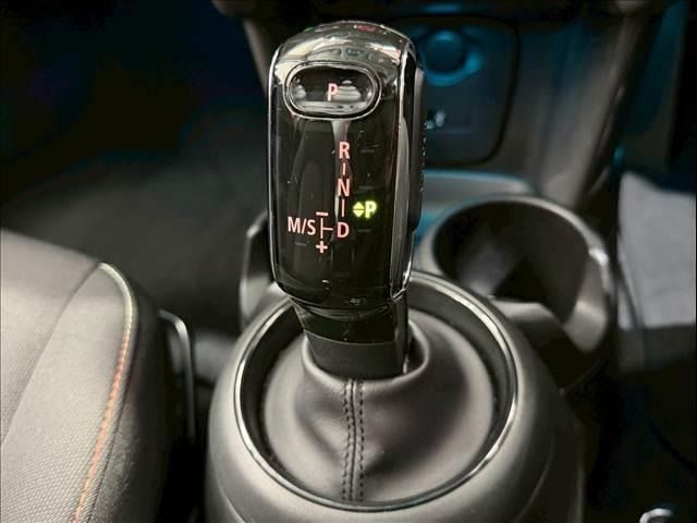 BMW MINI COOPER 5DOOR 2019