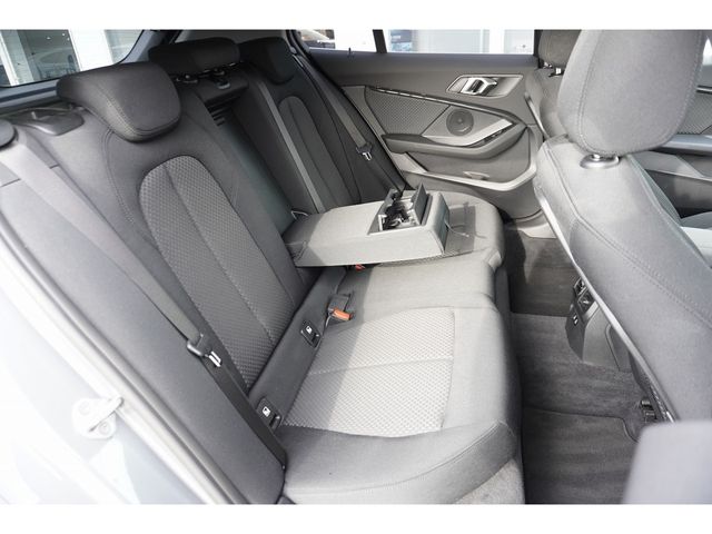 BMW BMW 1series 2022