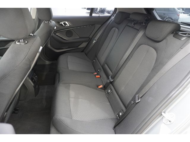 BMW BMW 1series 2022