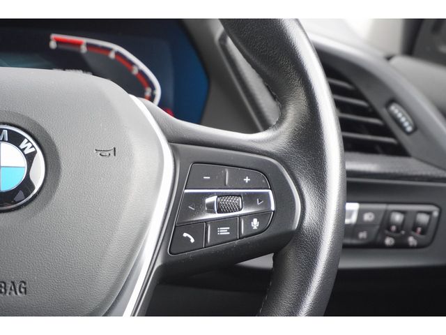 BMW BMW 1series 2022