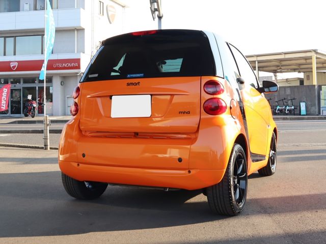 MCC SMART FORTWO coupe 2011