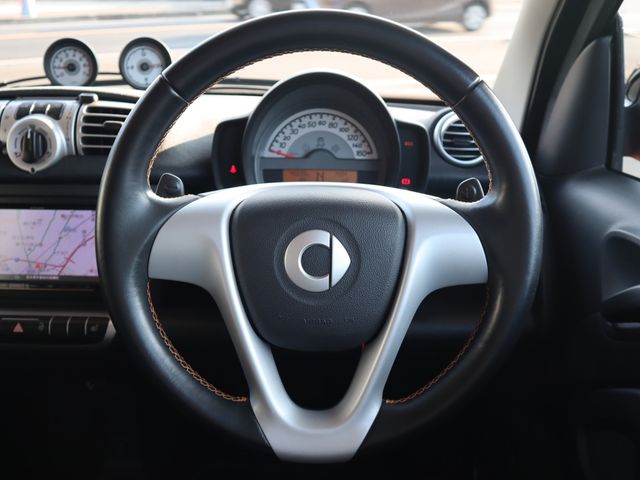 MCC SMART FORTWO coupe 2011