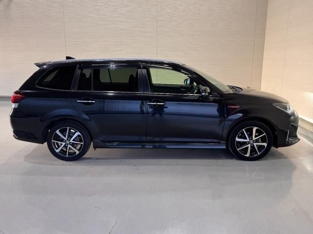 TOYOTA COROLLA FIELDER HYBRID 2018