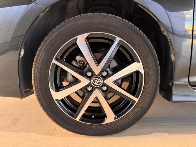 TOYOTA COROLLA FIELDER HYBRID 2018