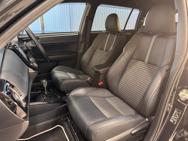 TOYOTA COROLLA FIELDER HYBRID 2018