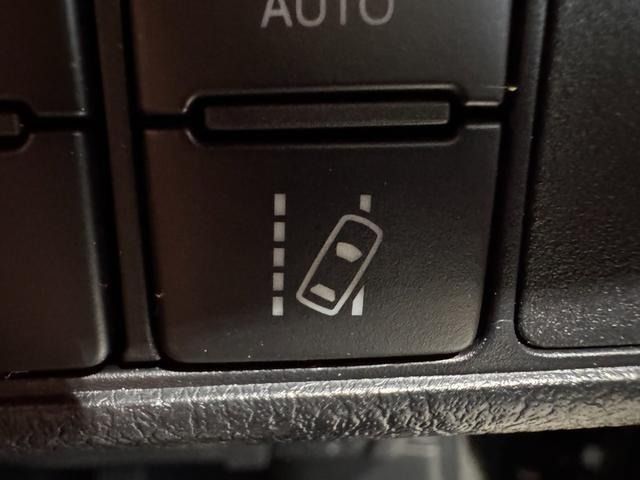 TOYOTA COROLLA FIELDER HYBRID 2018