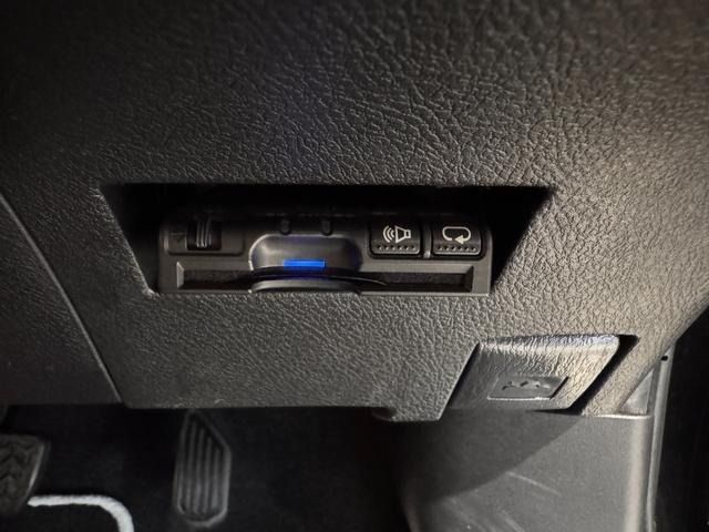 TOYOTA COROLLA FIELDER HYBRID 2018