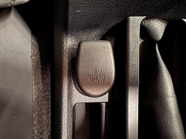 TOYOTA COROLLA FIELDER HYBRID 2018