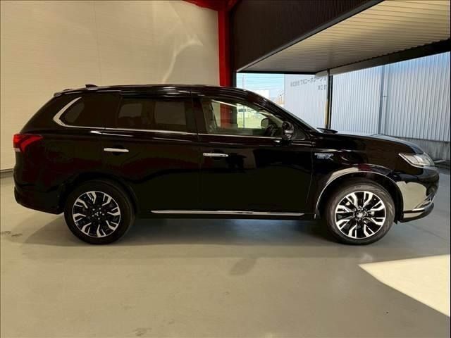 MITSUBISHI OUTLANDER PHEV 2018