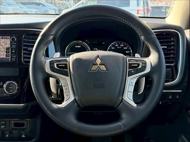 MITSUBISHI OUTLANDER PHEV 2018