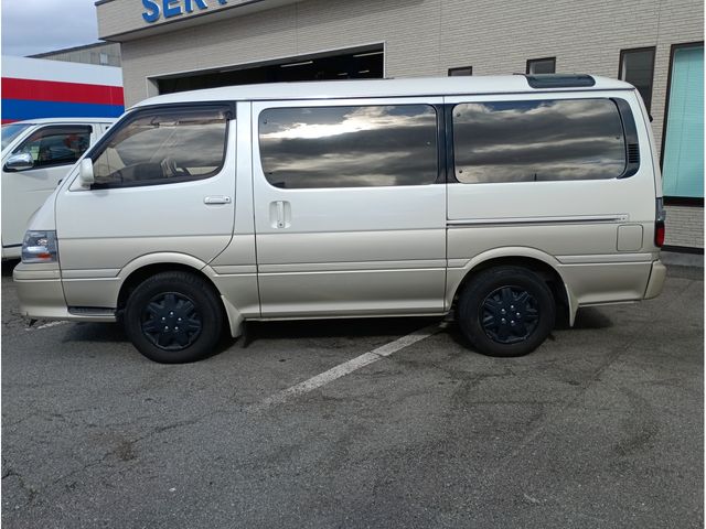 TOYOTA HIACE wagon 2001