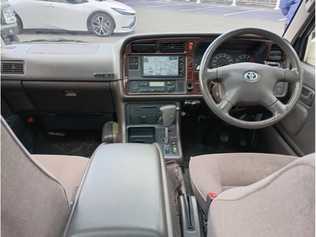 TOYOTA HIACE wagon 2001