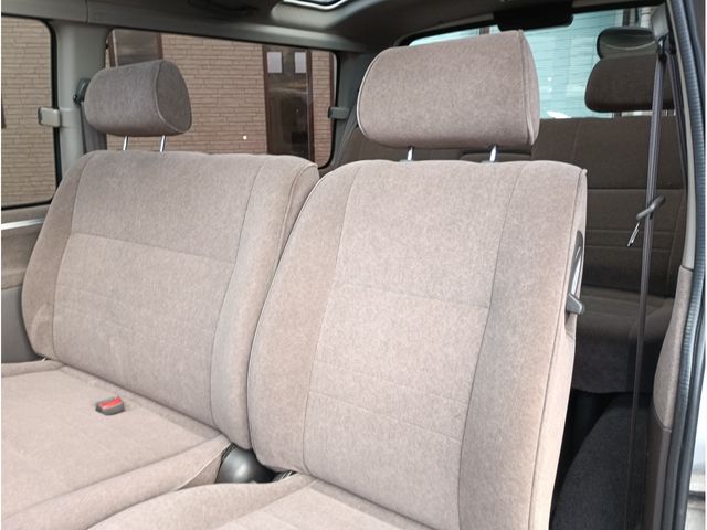 TOYOTA HIACE wagon 2001