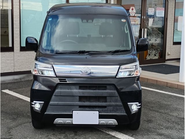 TOYOTA PIXIS van 2019