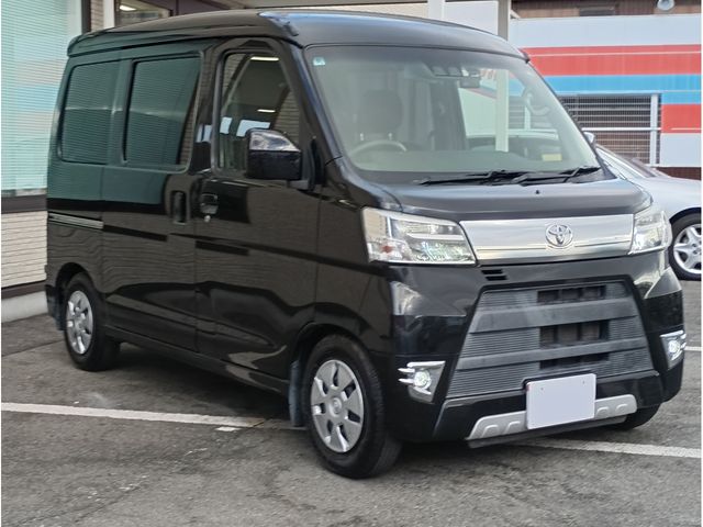 TOYOTA PIXIS van 2019