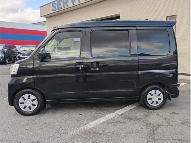 TOYOTA PIXIS van 2019