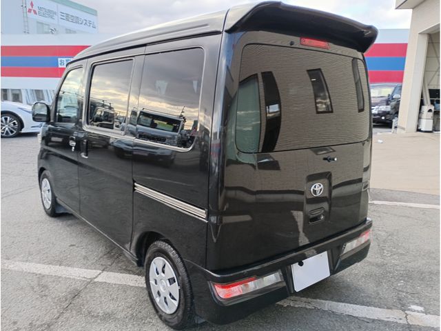 TOYOTA PIXIS van 2019