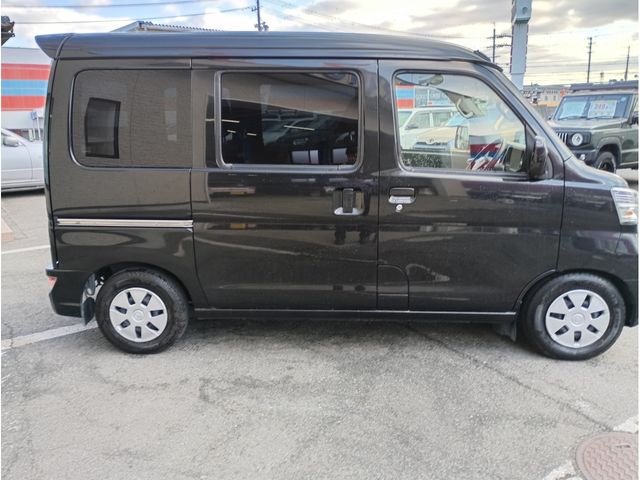 TOYOTA PIXIS van 2019