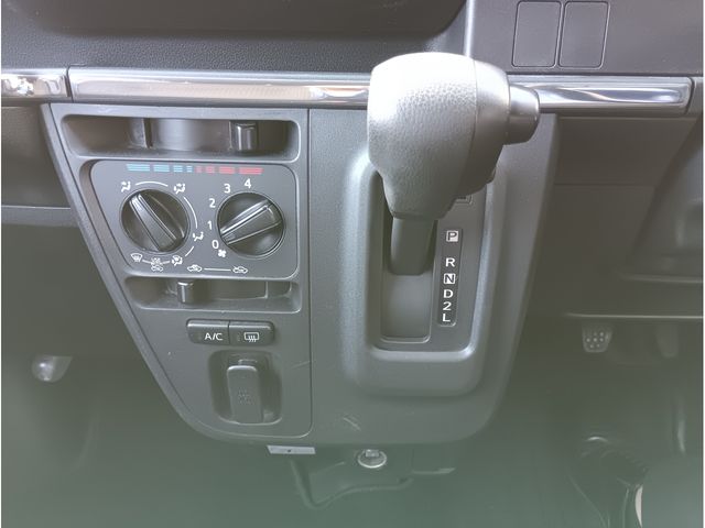 TOYOTA PIXIS van 2019