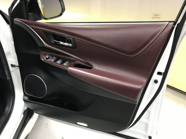 TOYOTA HARRIER 2WD 2015