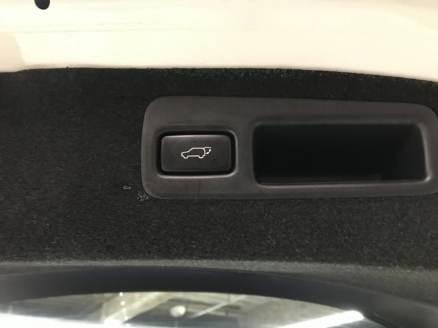 TOYOTA HARRIER 2WD 2015