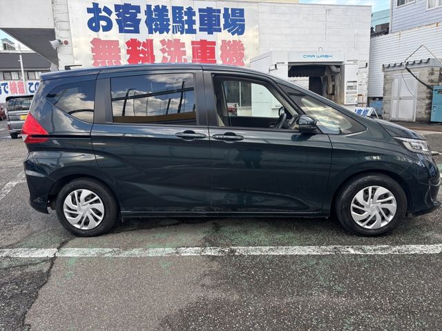 HONDA FREED 2019